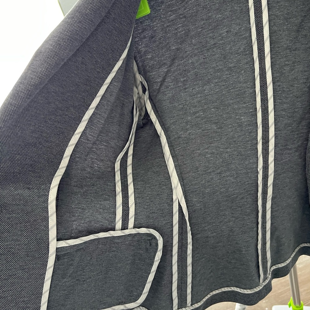 Express Jacket - Picture 3 of 4